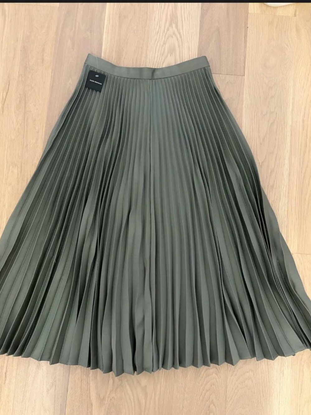 Club Monaco Annina Pleated Midi Skirt Olive NWT Size 2